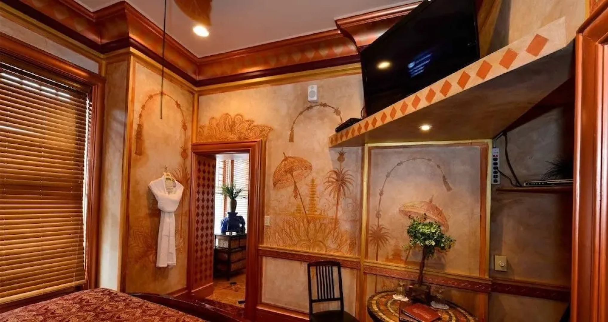 Anniversary Inn - South Temple