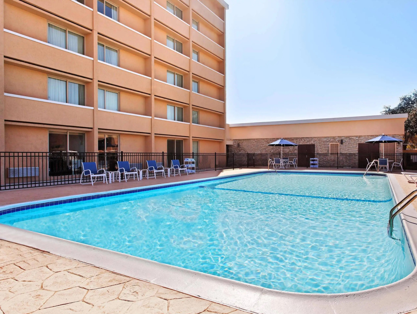 Four Points by Sheraton College Station