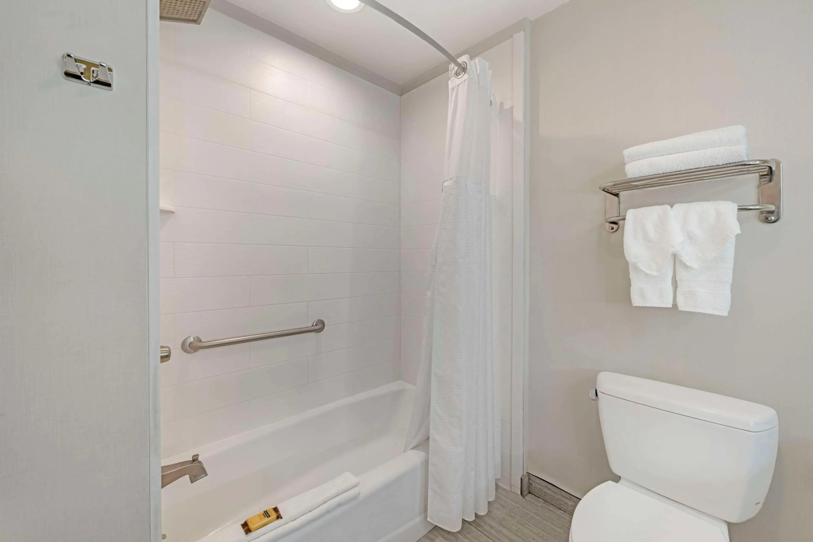 Best Western Plus Gardena Inn & Suites