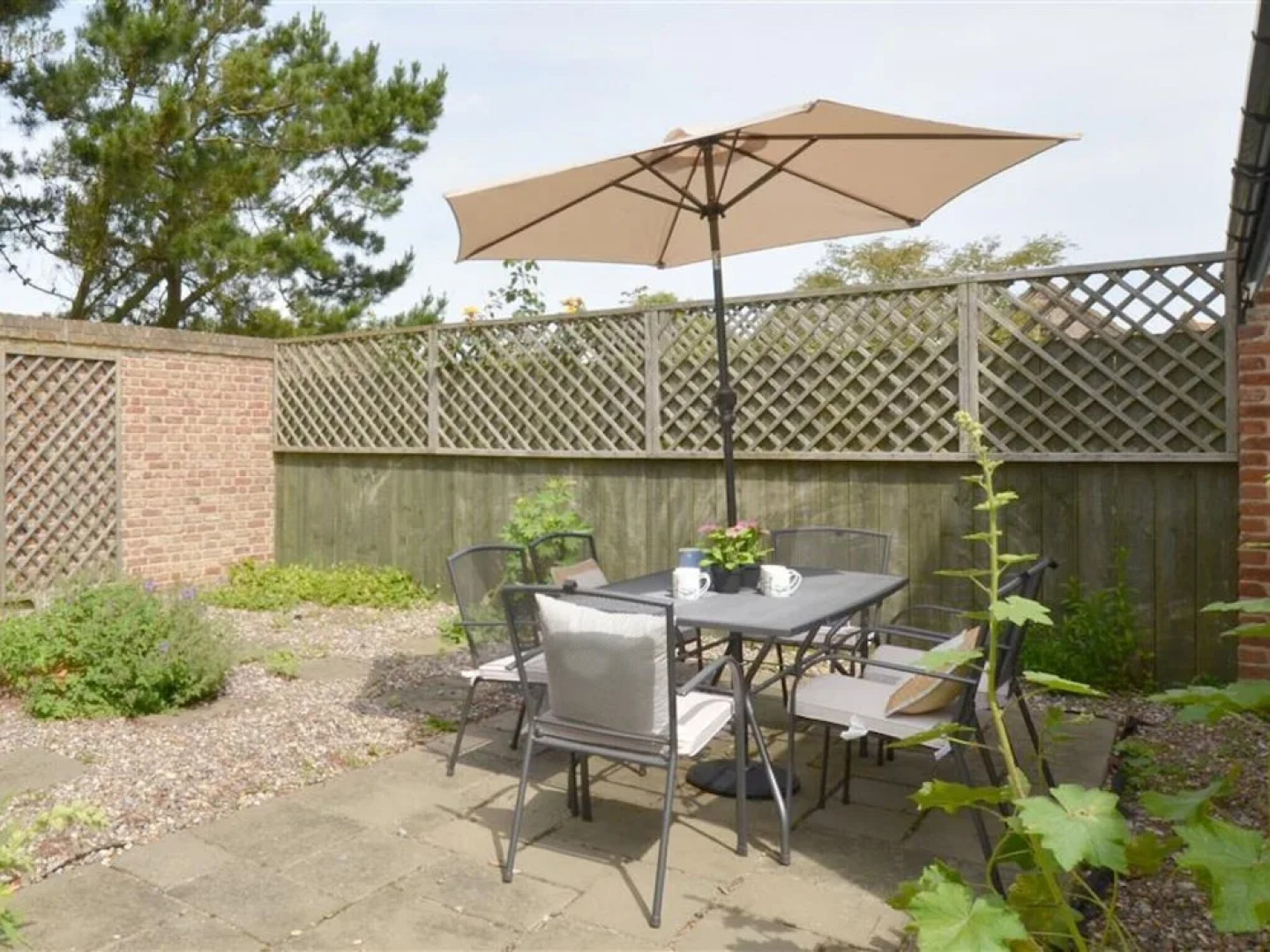 Restful Holiday Home in Aldeburgh With Garden