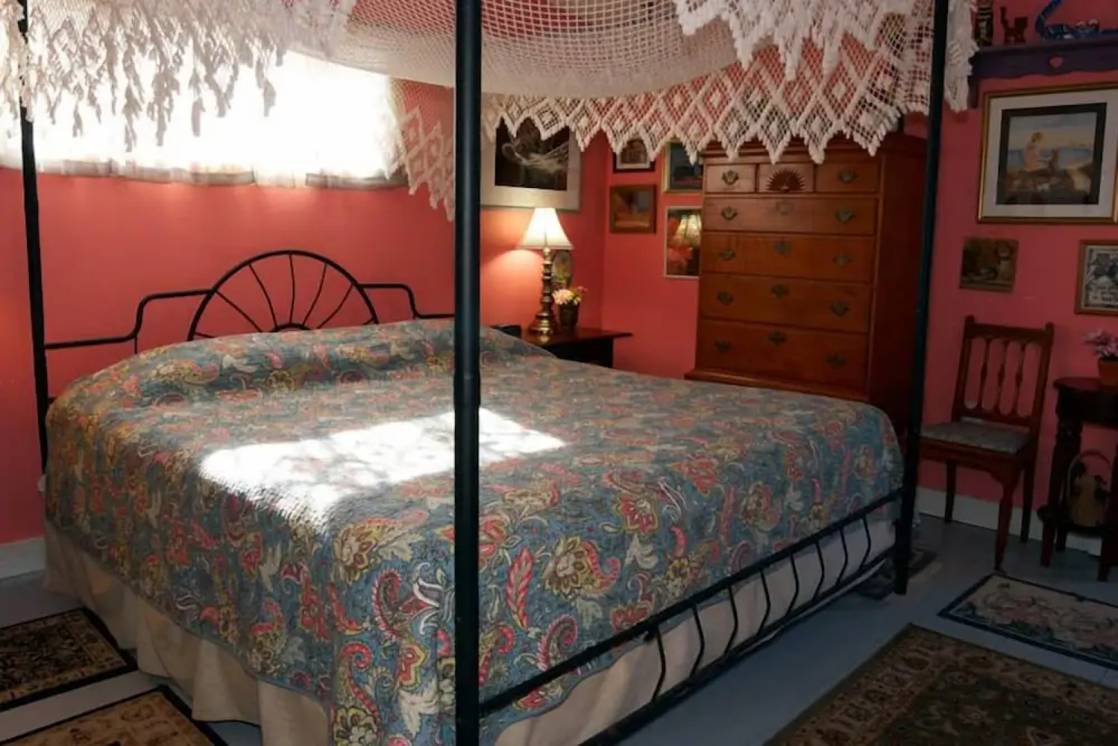 Simmons Homestead Inn