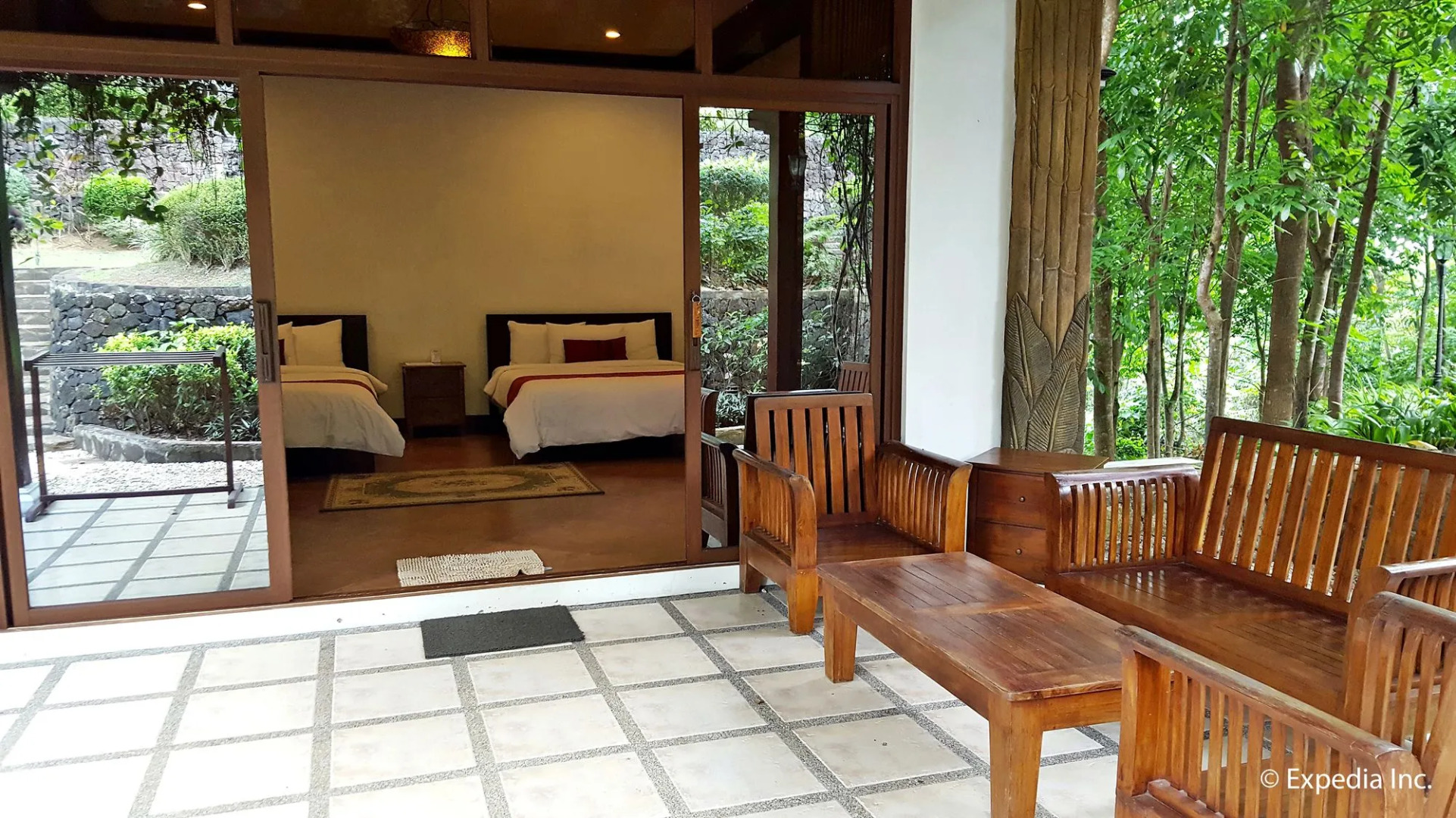 Cintai - Coritos Garden Hotel