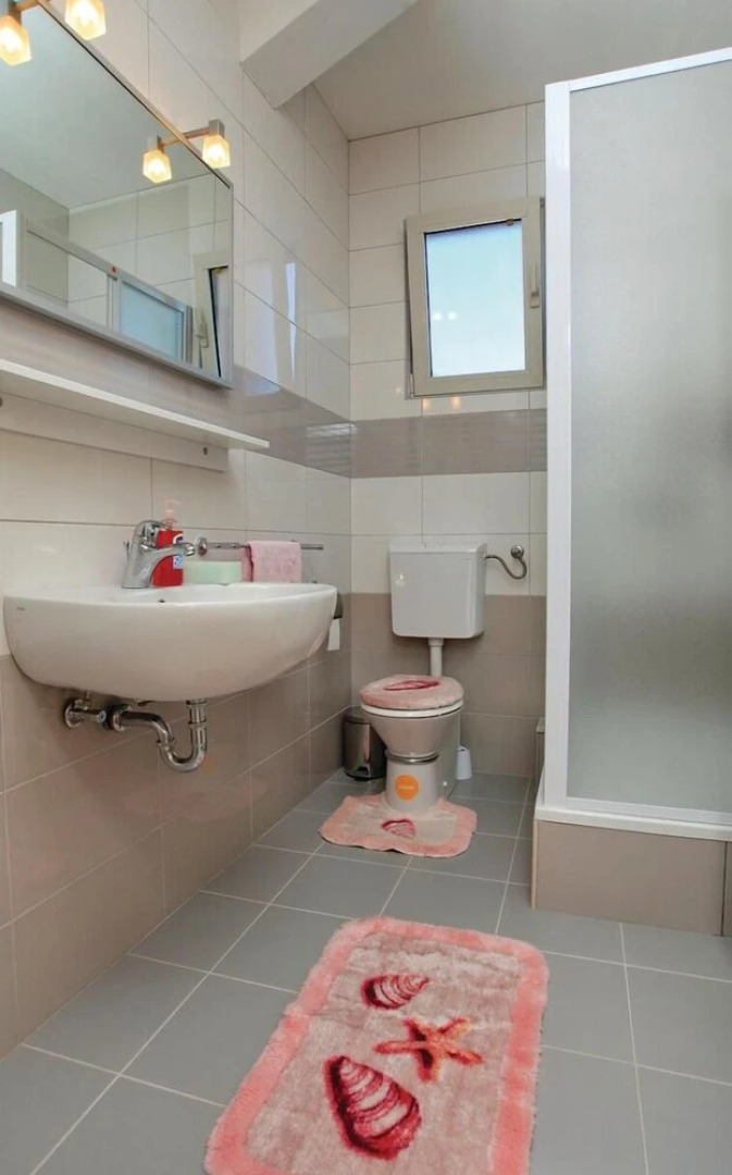 Stunning Home in Blato With Wifi and 2 Bedrooms