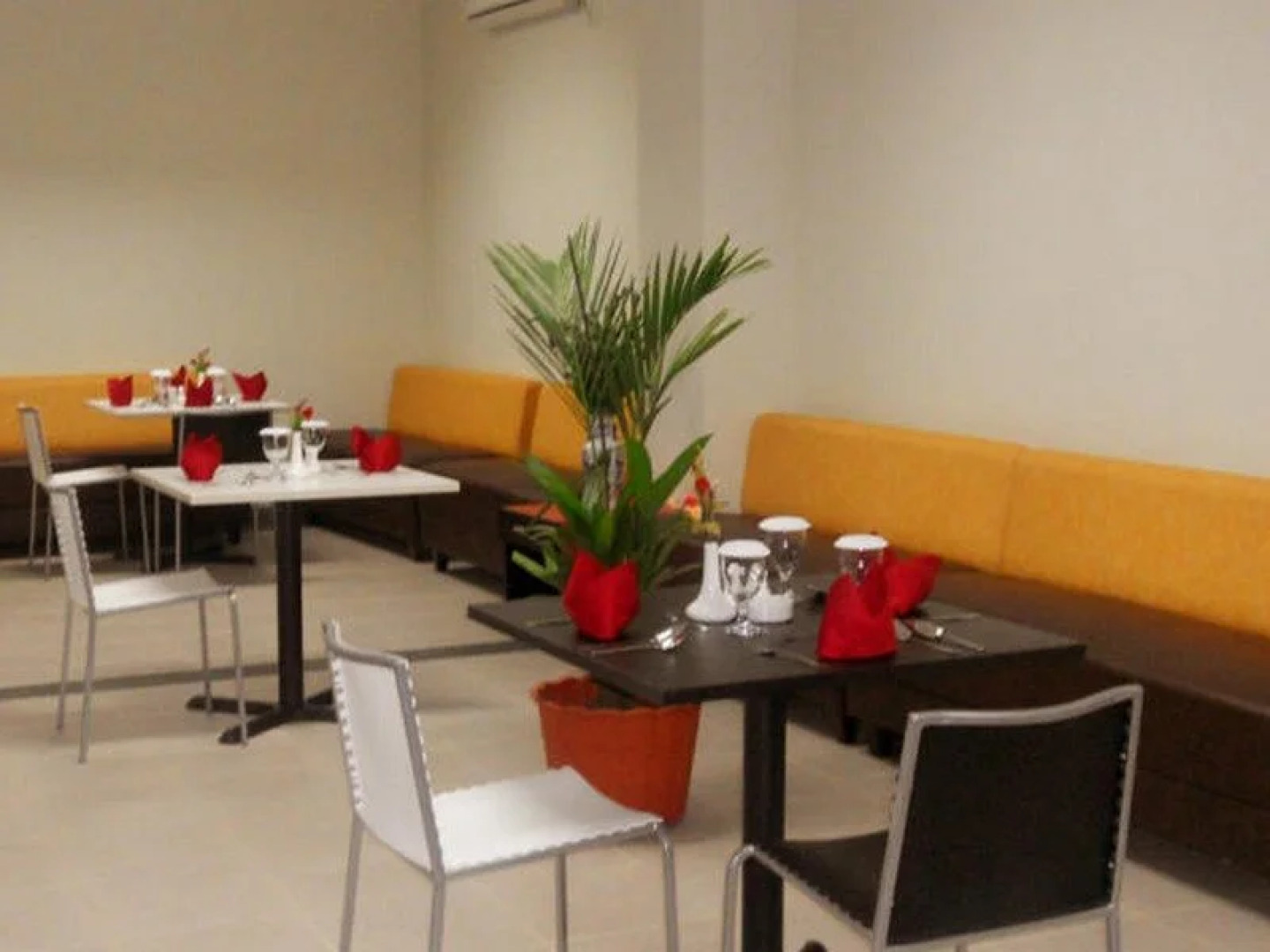 Graha Kardopa Hotel & Convention Hall