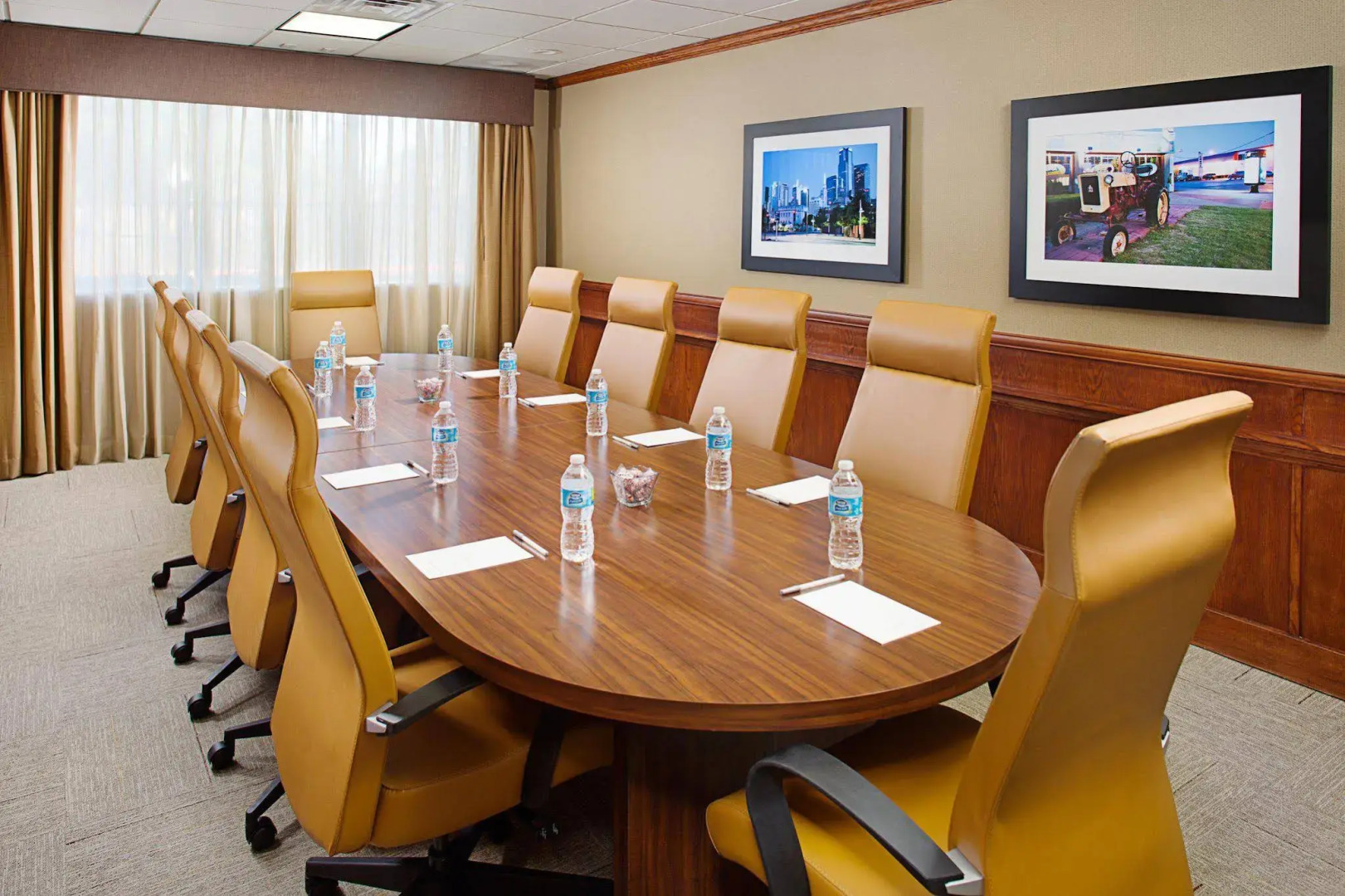 Hampton Inn & Suites Denton