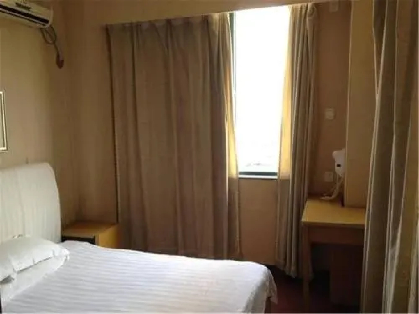 Modern Shijia Chain Hotel Baolong