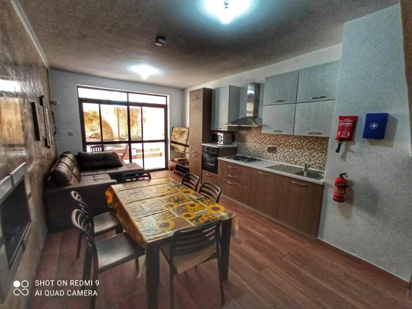 Town House with Private Pool in Village Centre