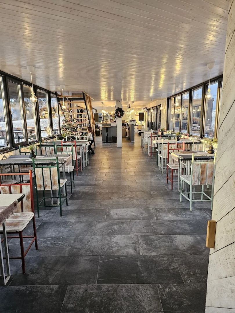 Ursa Mica Glamping Resort