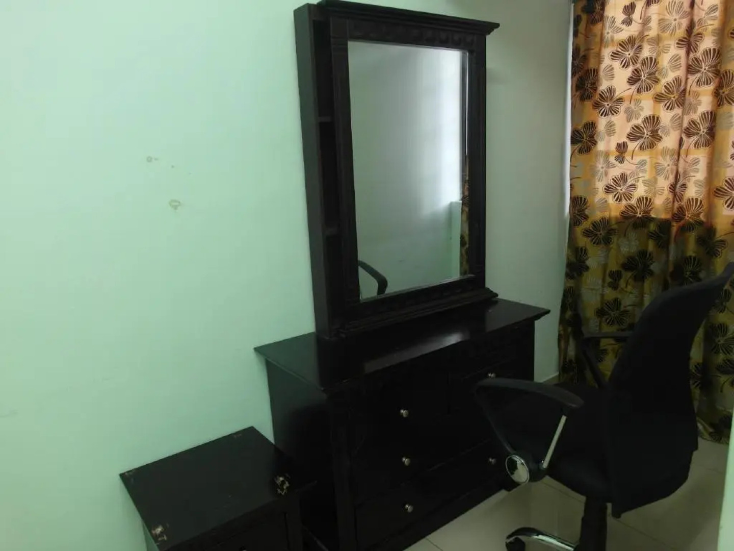 Jarzmin 2 Rooms Apartment