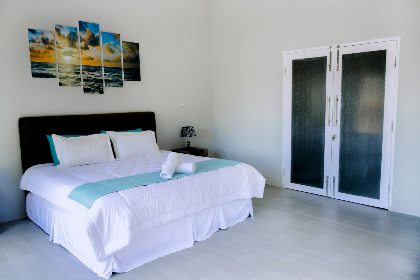 The Hawk's Nest Resort