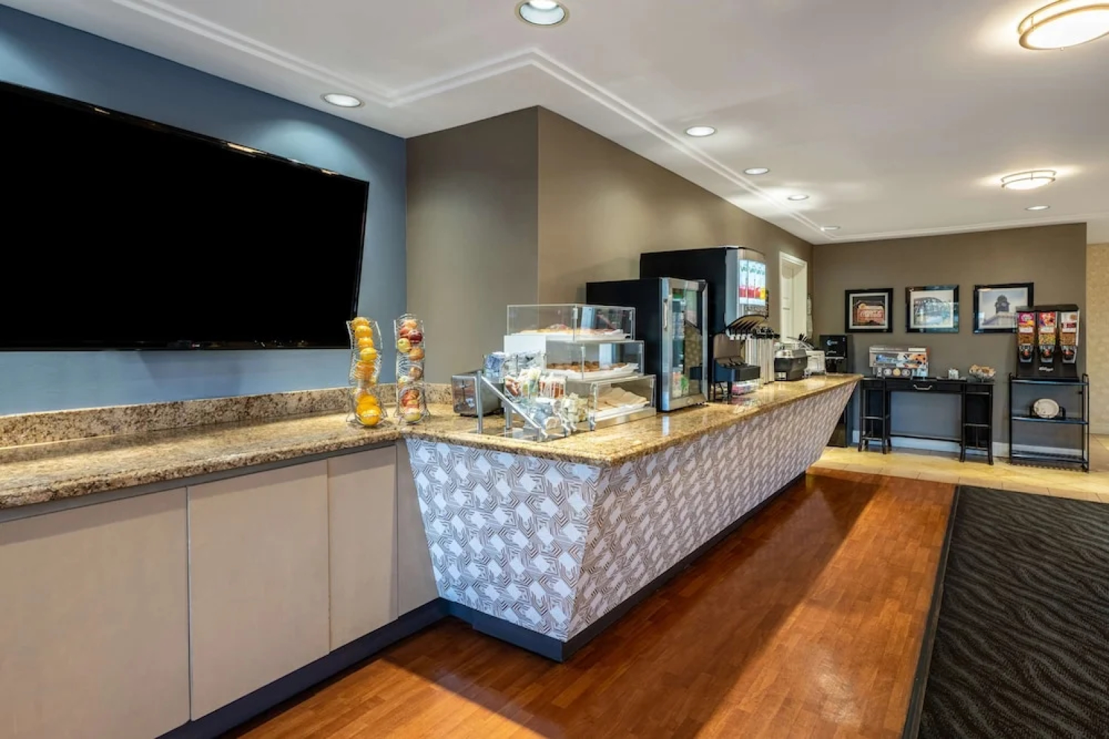 SureStay Plus Hotel by Best Western Mountain View