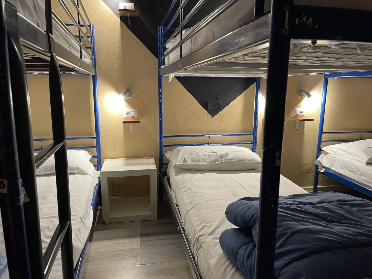 Lion University & Youth Hostel Milano