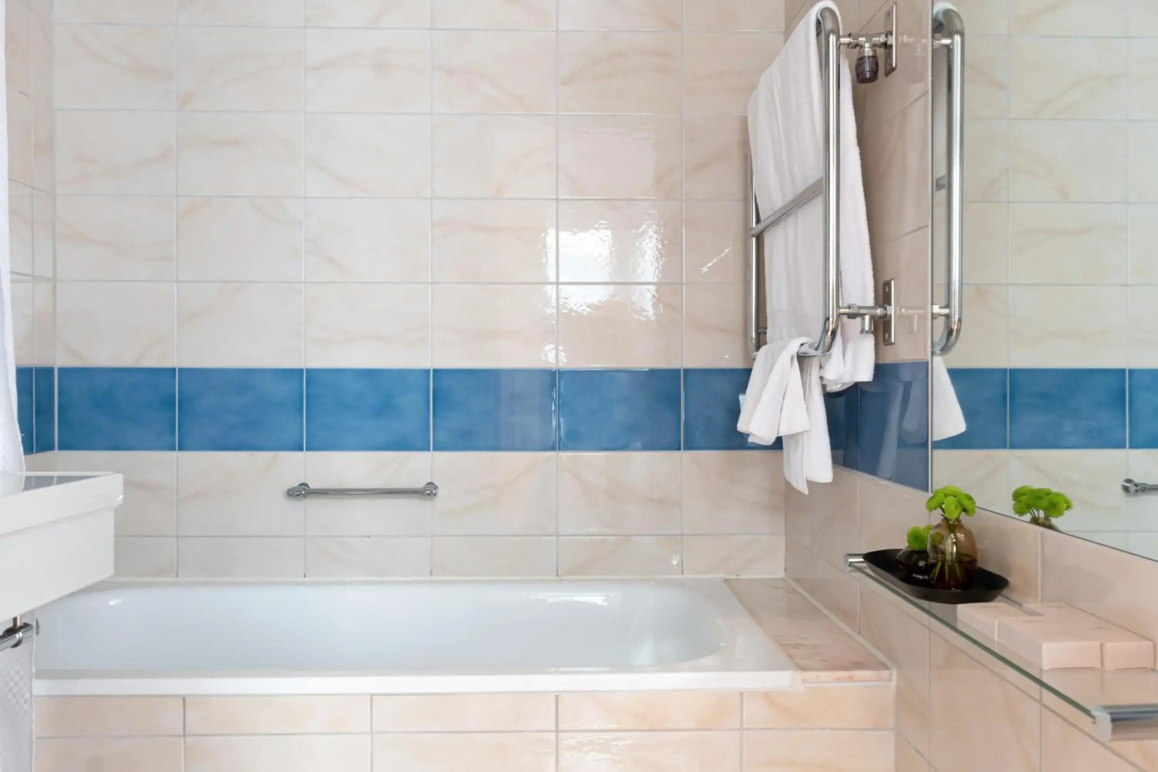 Elite Hotel Marina Plaza