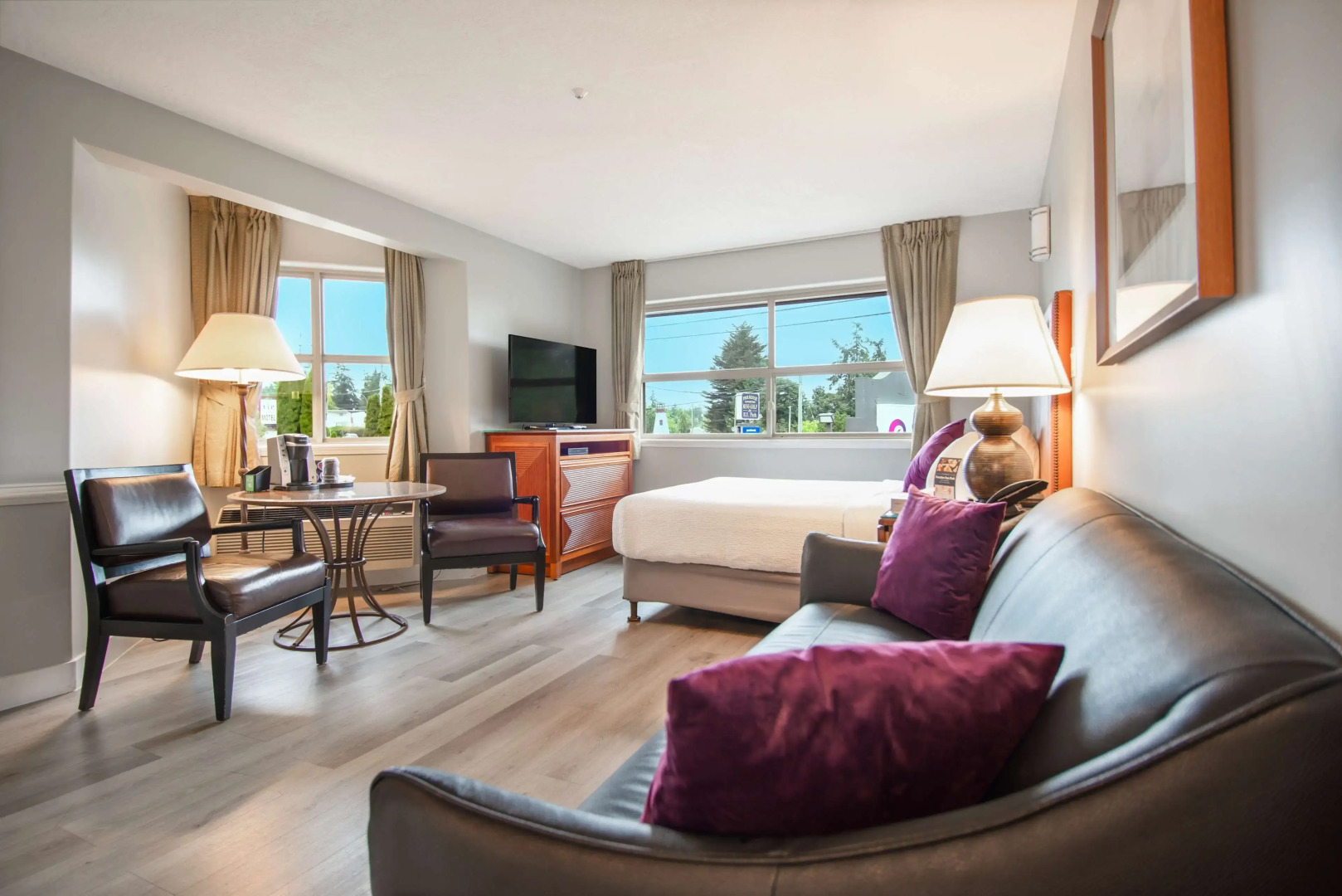 Coast Parksville Hotel