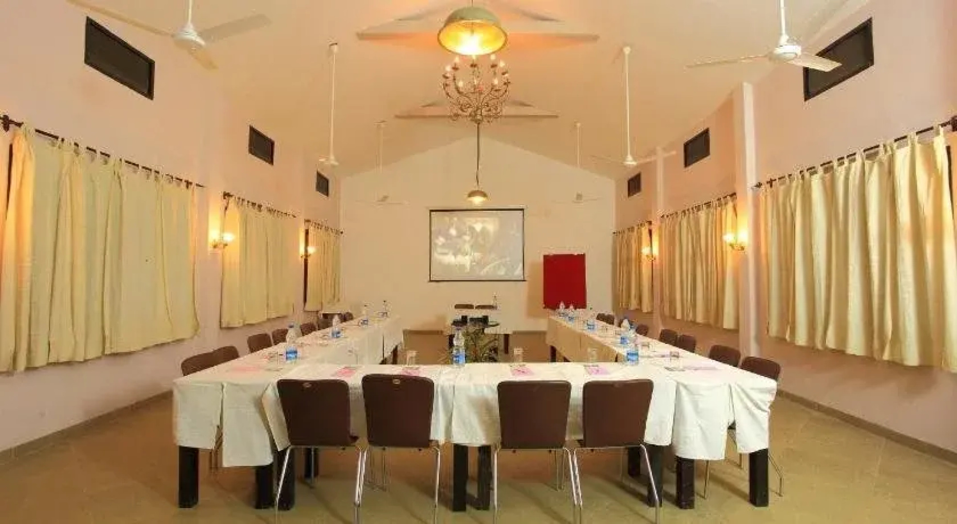 Infinity Resort Kanha