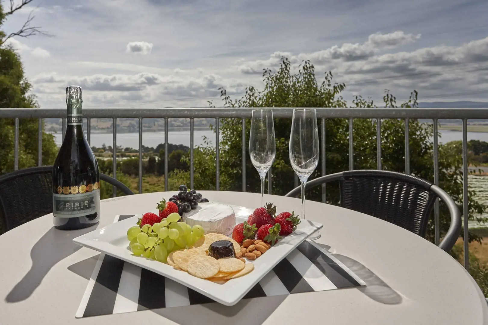 Tamar River Apartments