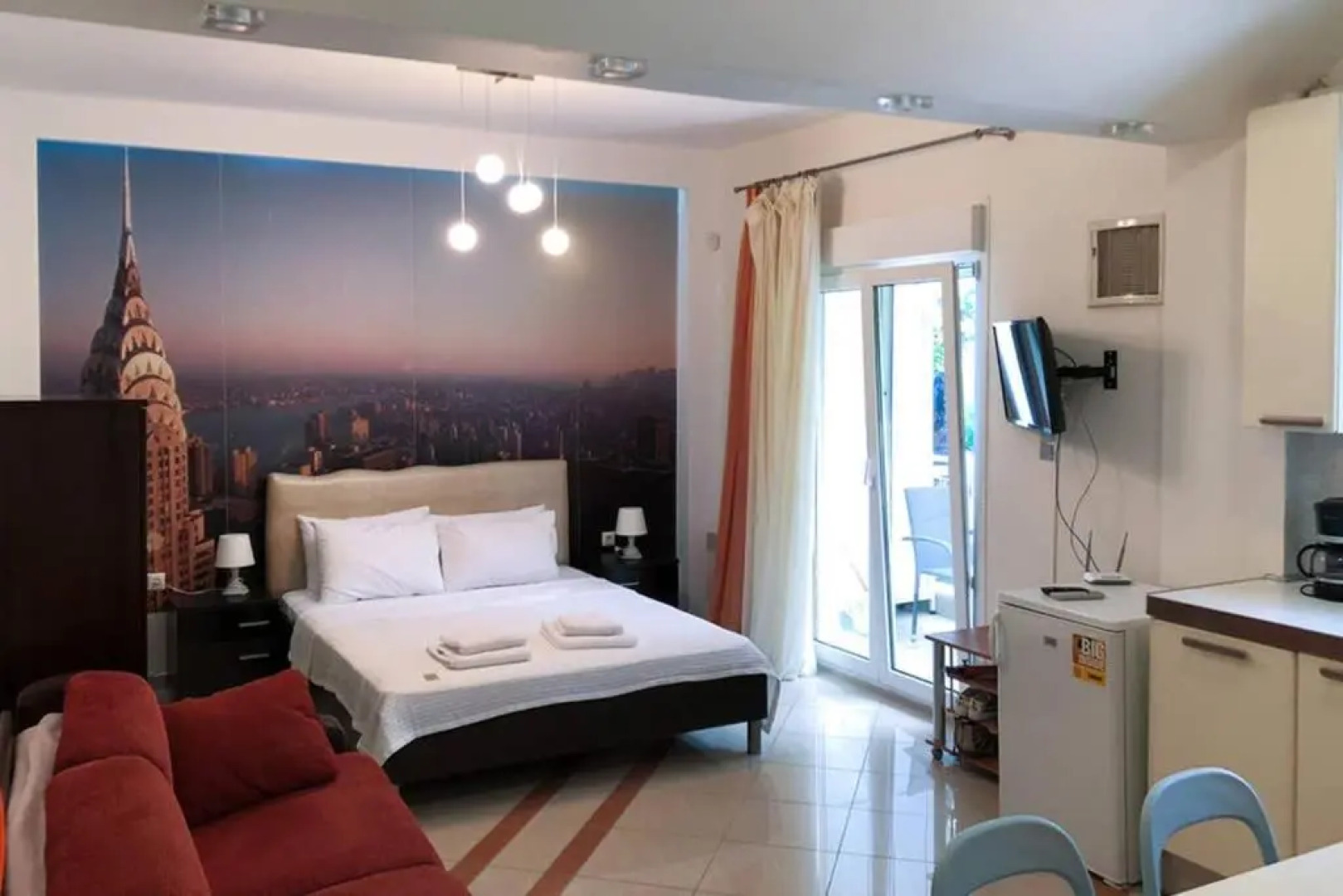 Cozy Studio Near the Beach