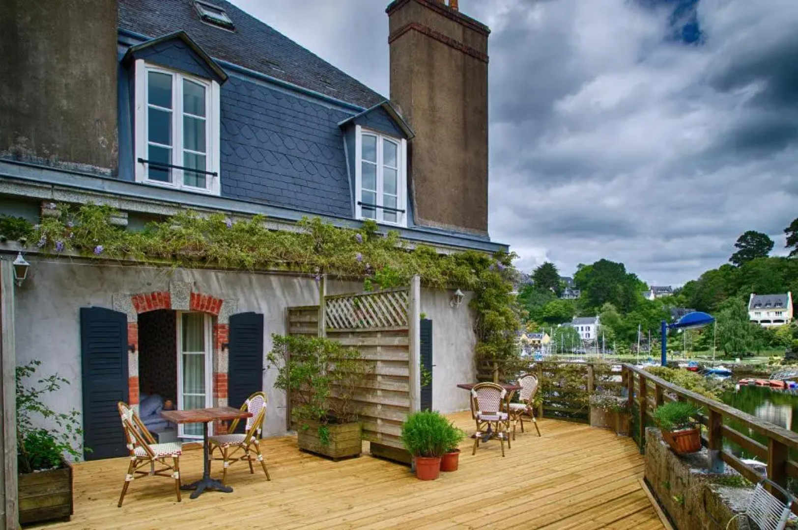 Hotel Restaurant De Charme Les Mimosas