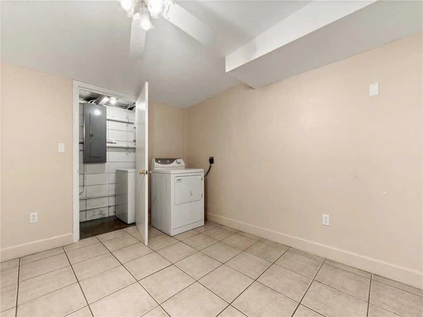 Villas Mansion - Four Bedroom Home