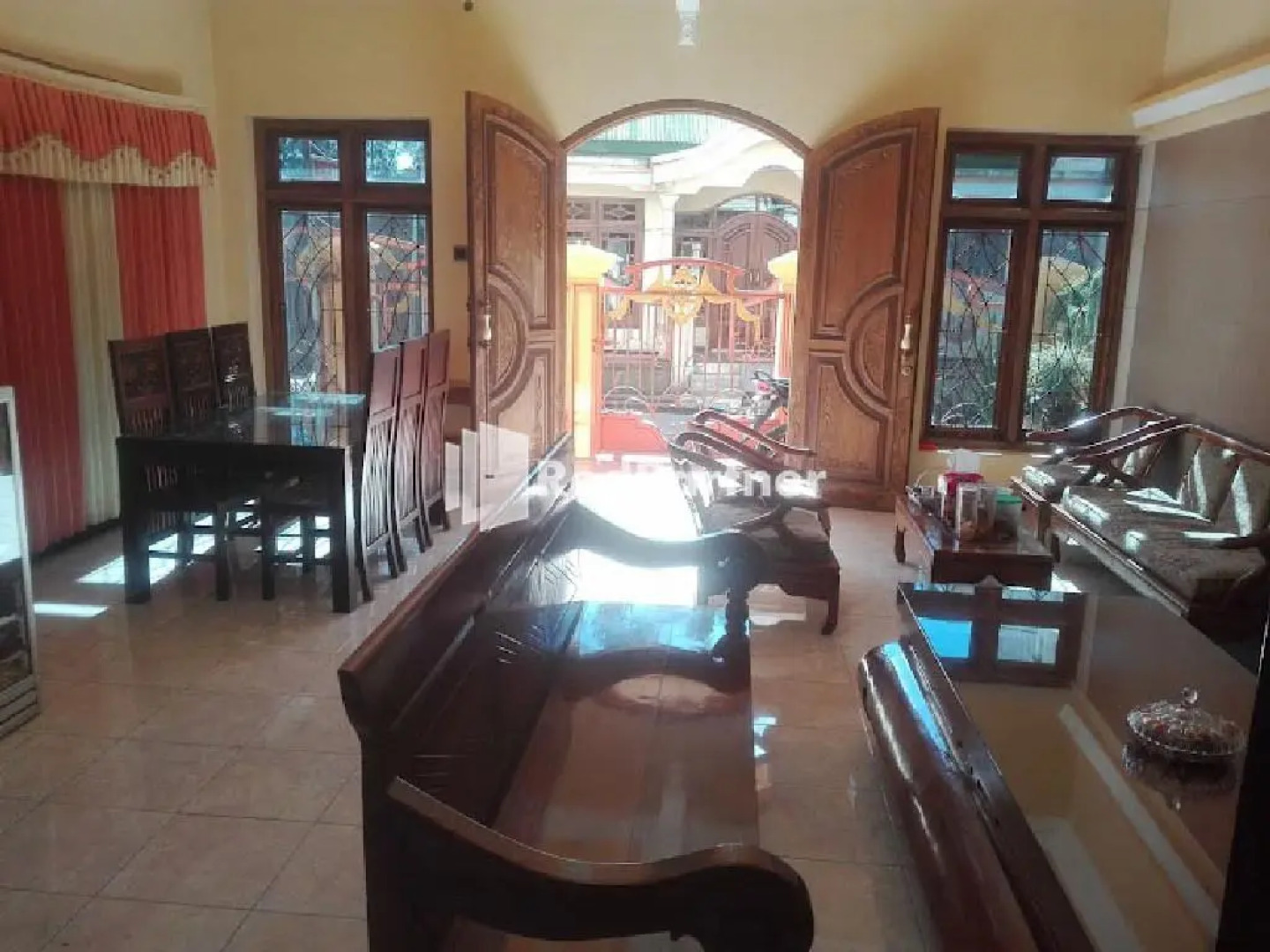 Bromo Indah Lestari Homestay RedPartner