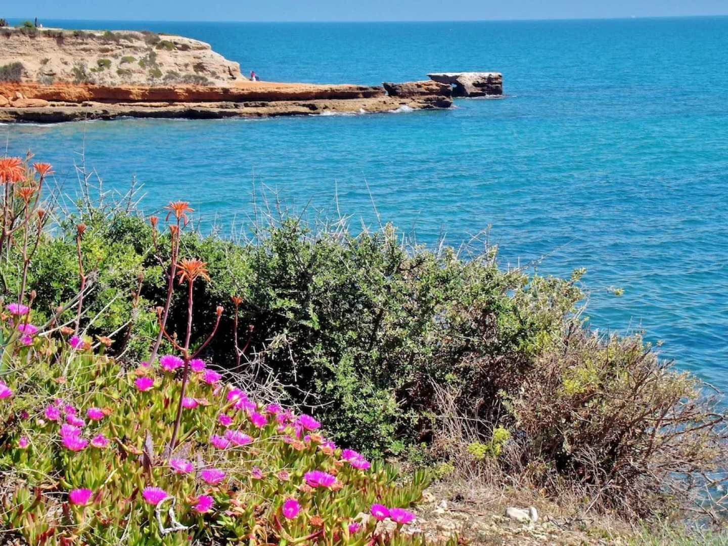 Apartment With 2 Bedrooms in Vinaros, With Wonderful sea View, Pool Ac