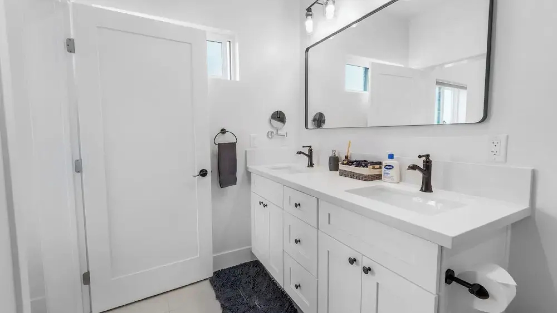 Rise Suites Oceanside