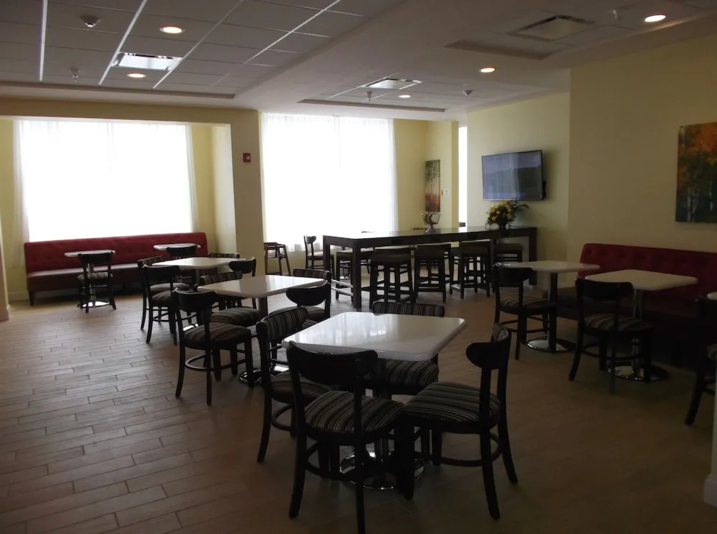 Days Inn and Suites Caldwell