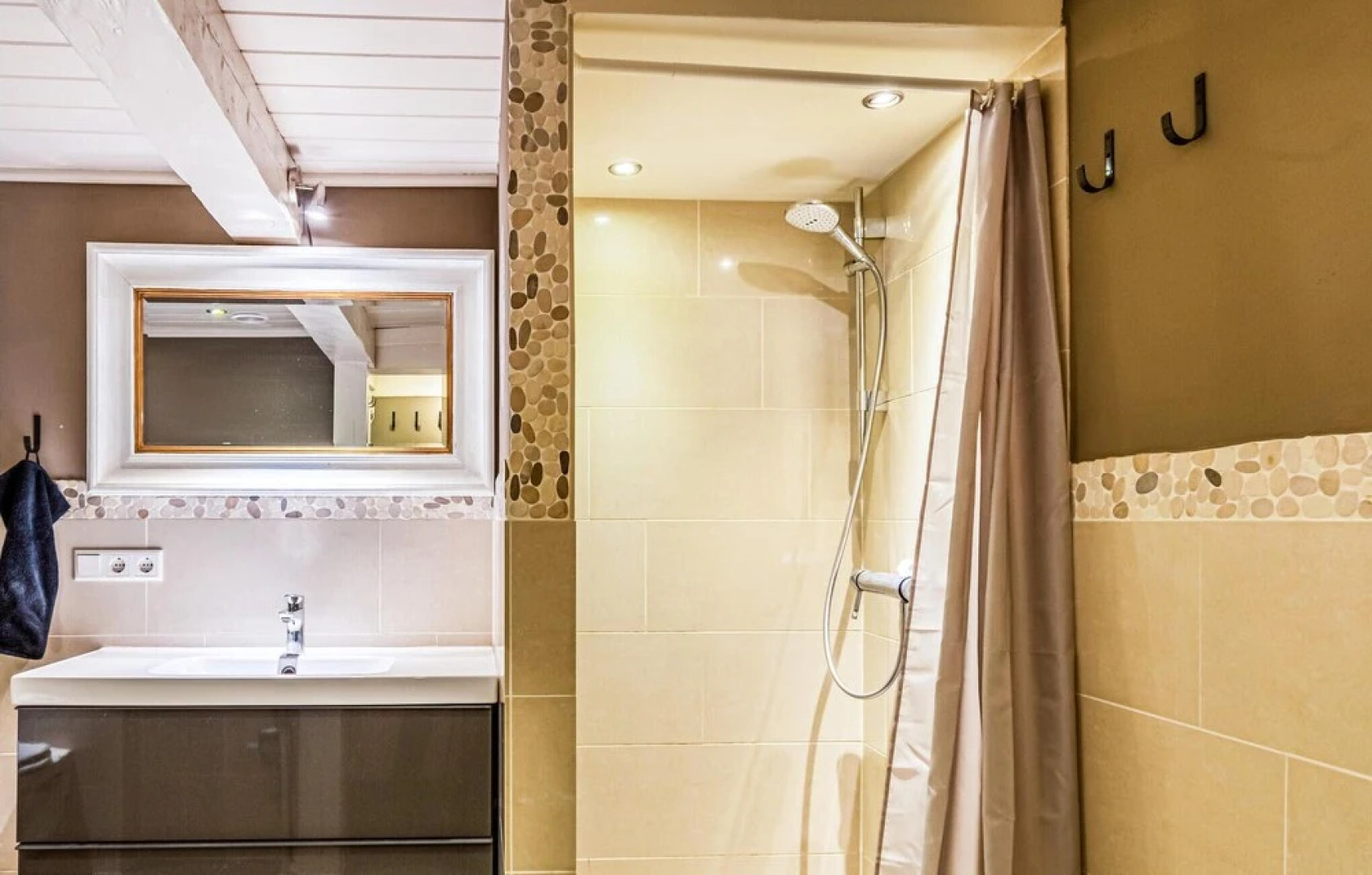 Amazing Home in Humptrup With 3 Bedrooms and Wifi