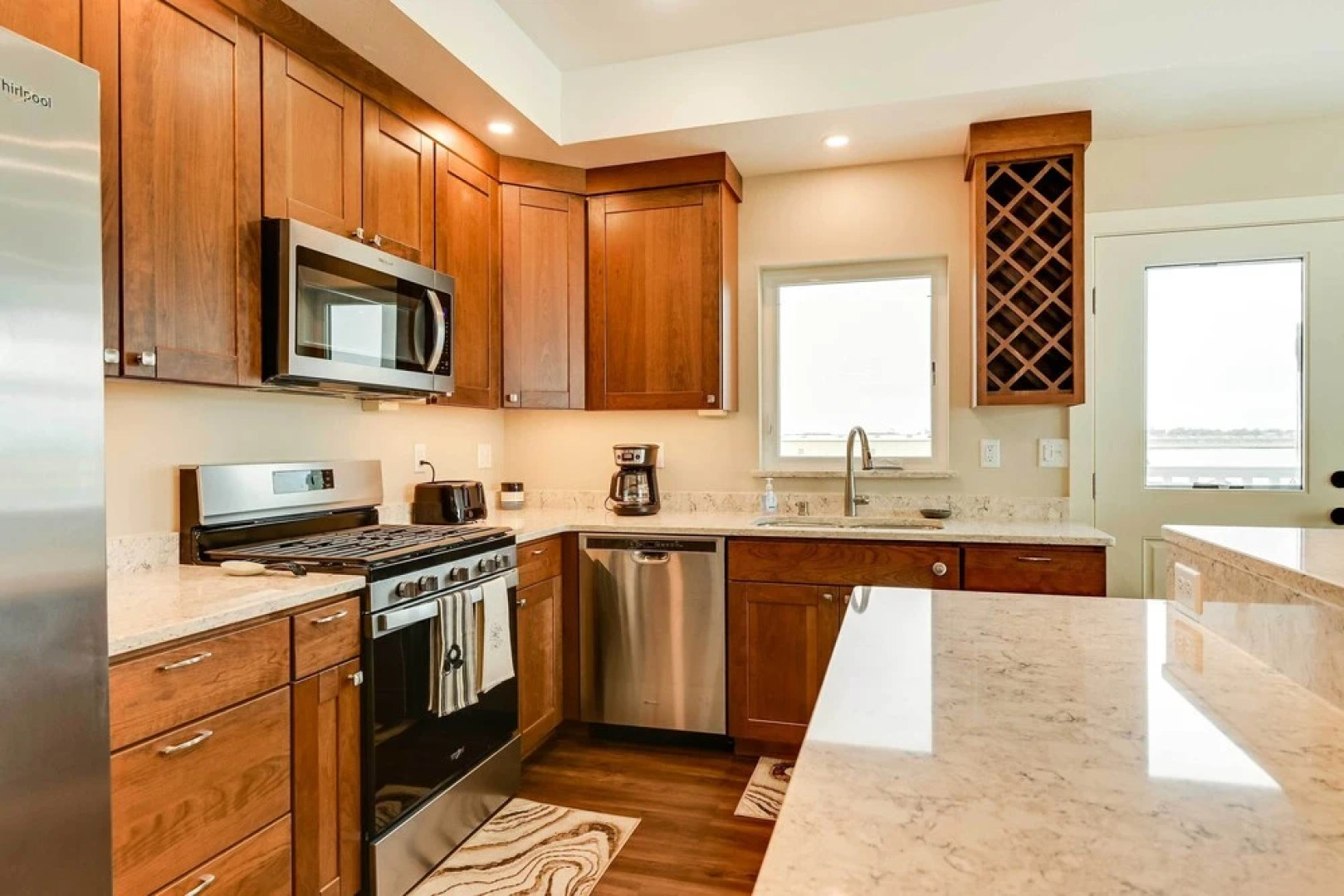 Waterfront Kenai Townhome < 1 Mi to Beach!