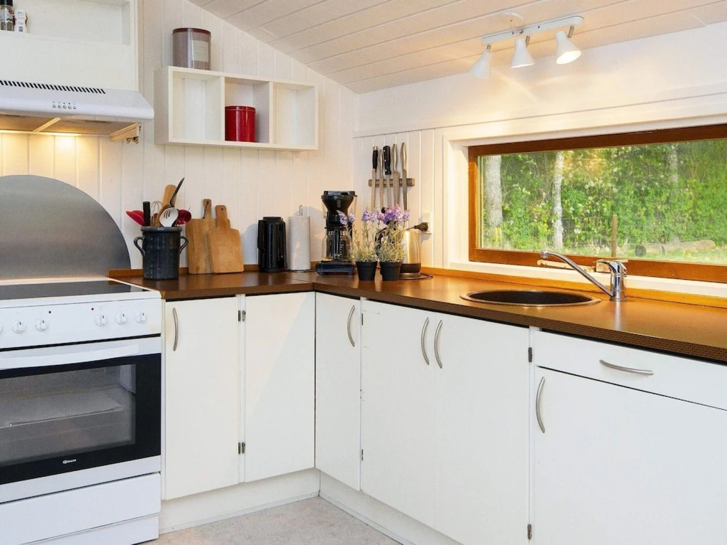 6 Person Holiday Home in Farvang