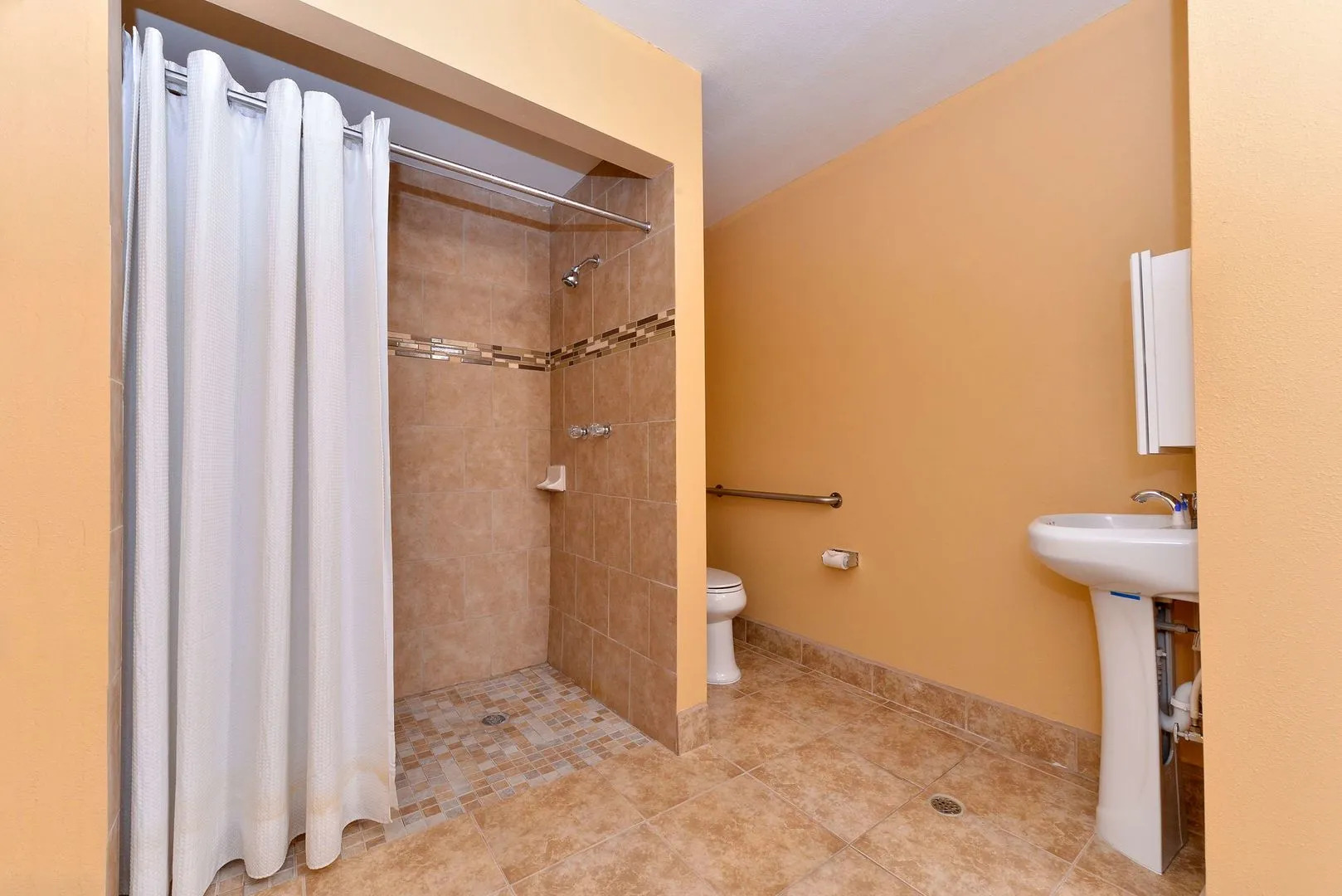 Americas Best Value Inn Porterville