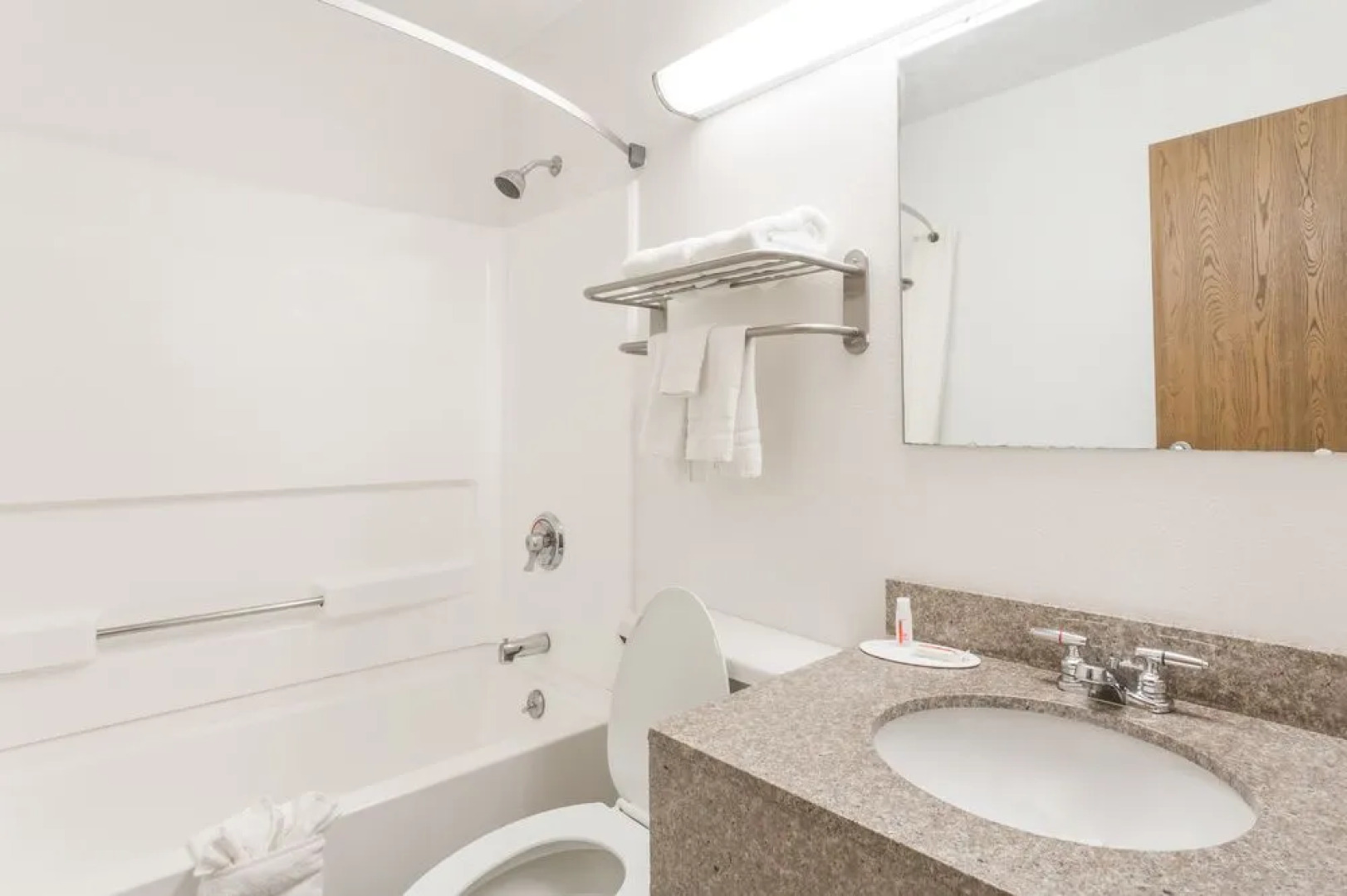 Super 8 by Wyndham Summersville/New River National Park