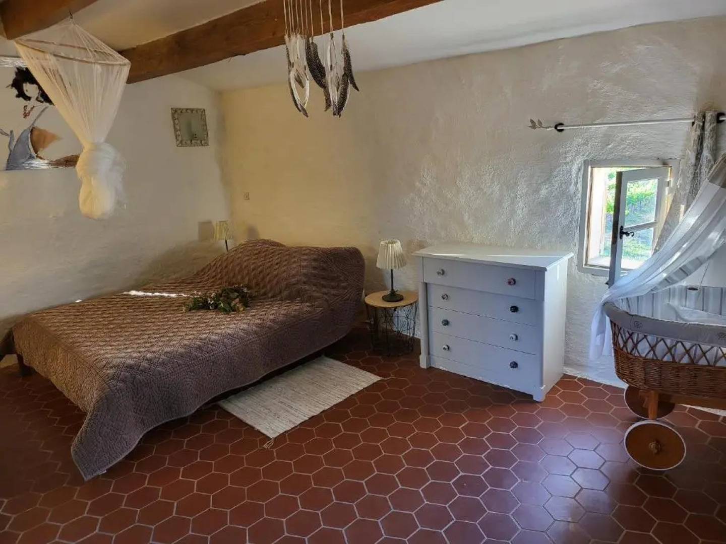 Gite domaine viticole, charmant, à 20' plages LESCLESDENICOLE