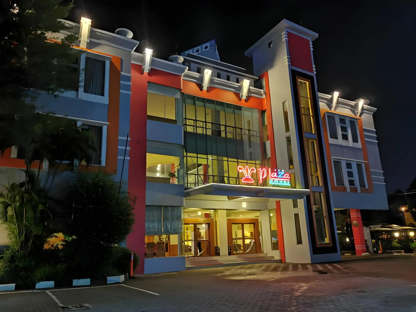 Horison Plaza Tegal