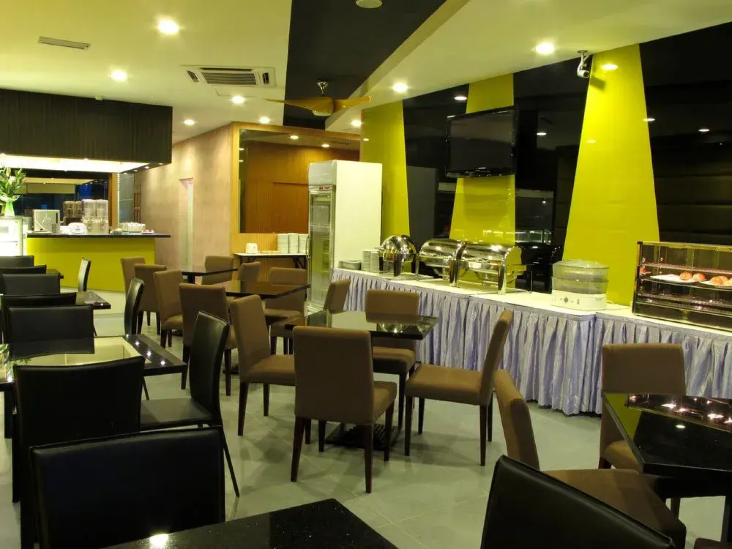 Eight Days Boutique Hotel @ Permas Jaya