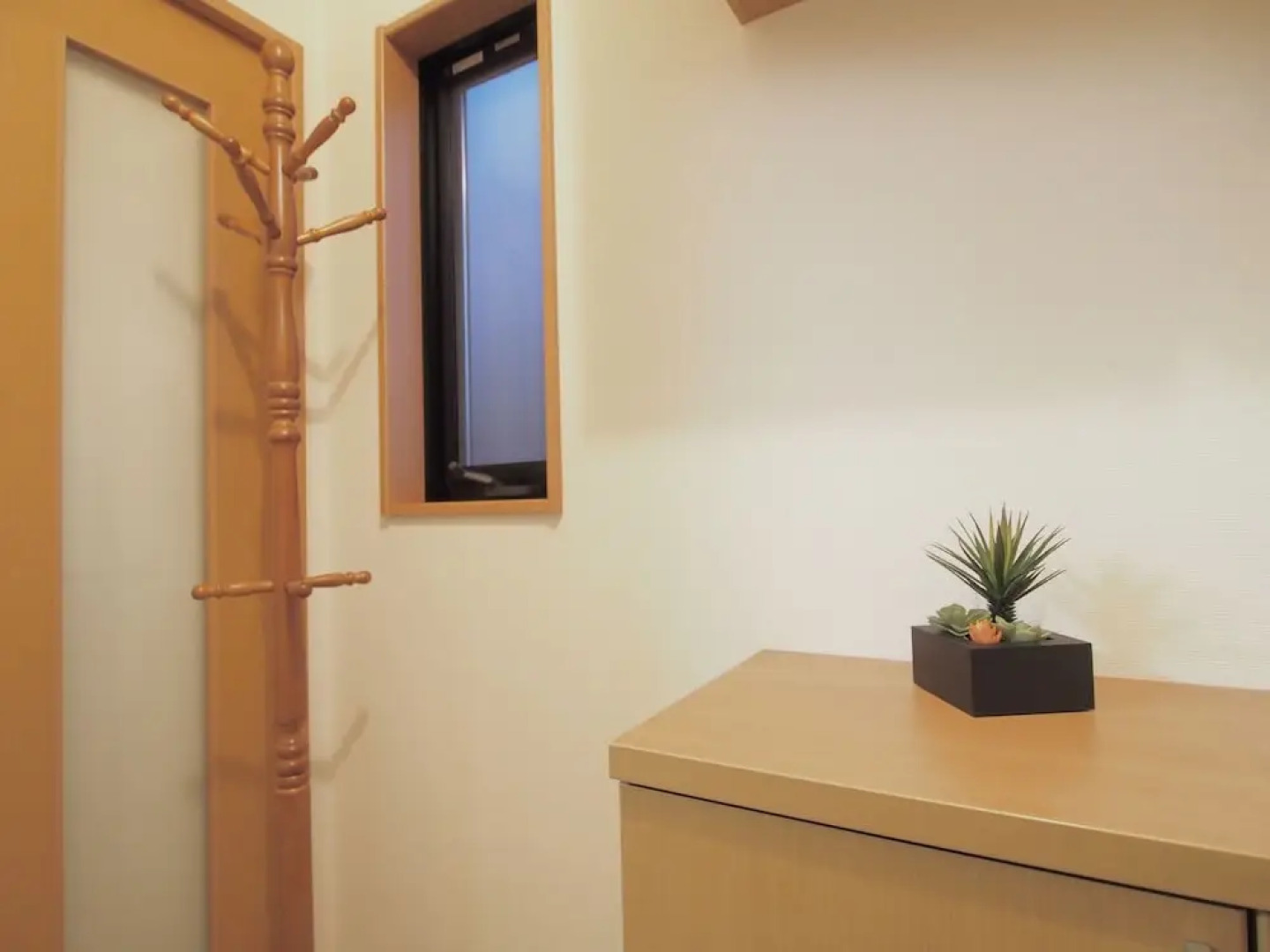 Okazaki House up to 8 People