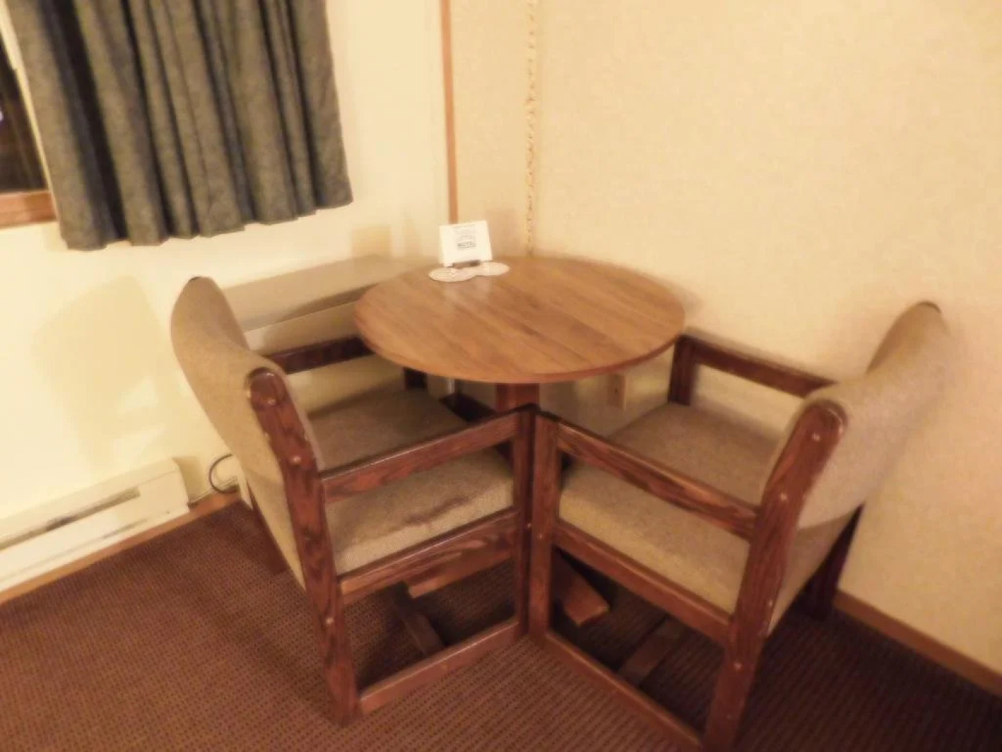 AmeriVu Inn and Suites