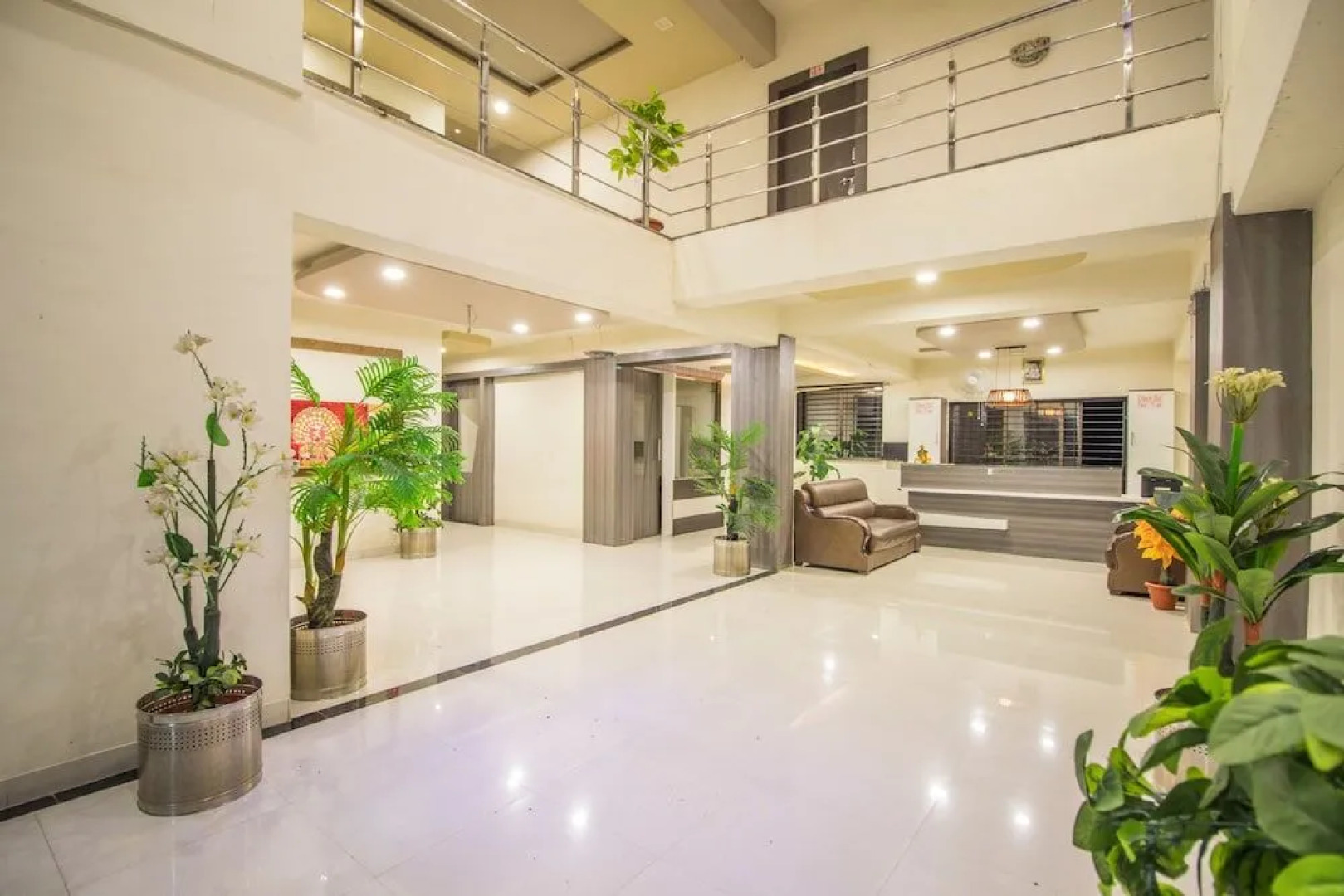 Hotel Yogiraj Palace