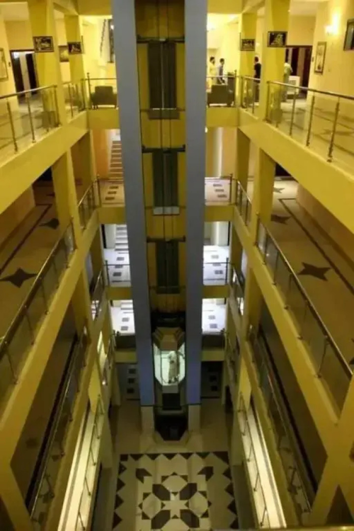 Hotel Galaxy Heights