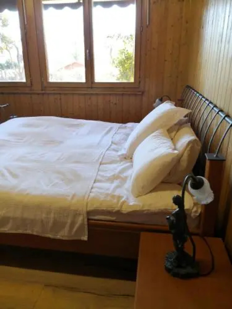 Studio with free parking. Nice terrace.