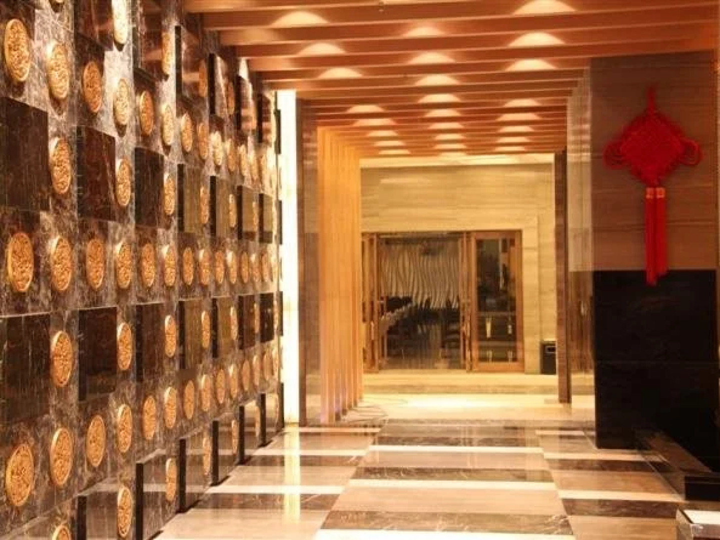 Heaven-sent Plaza Hotel Zhanjiang