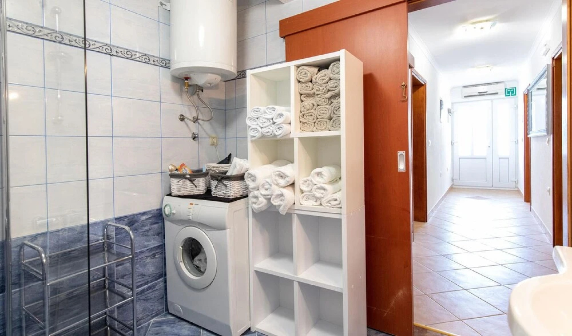 Nice Apartment in Ploce With Wifi and 5 Bedrooms