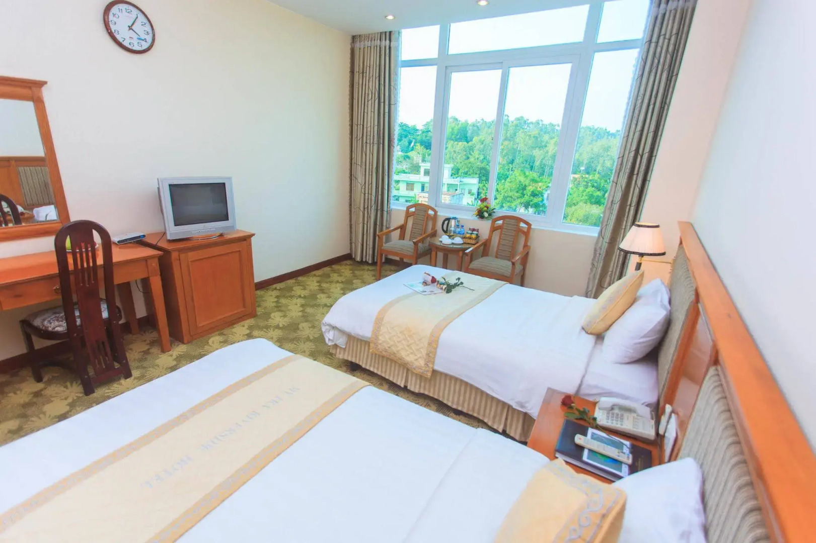 My Tra Riverside Hotel