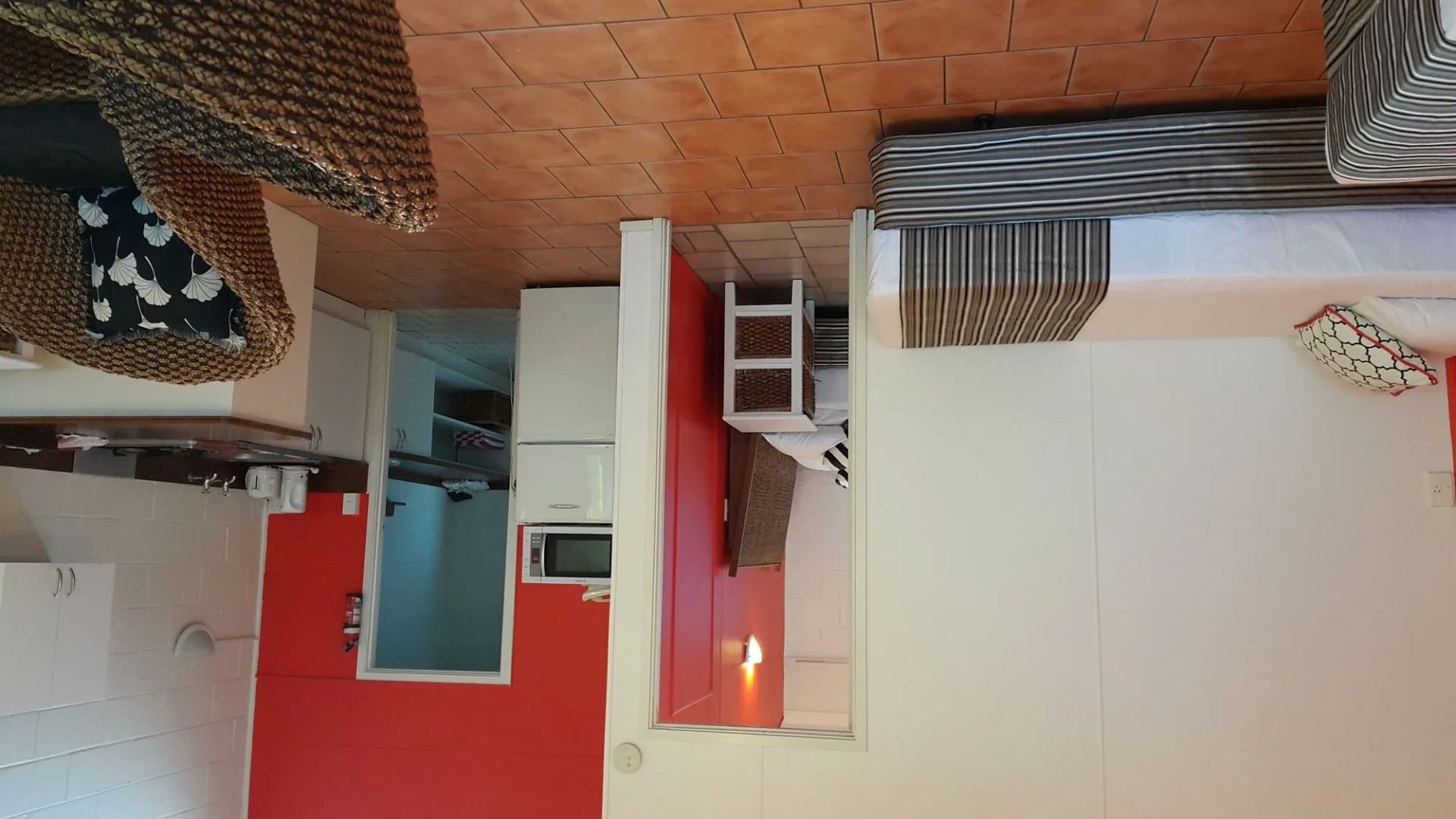 The Black Pearl Beach Side Apartments