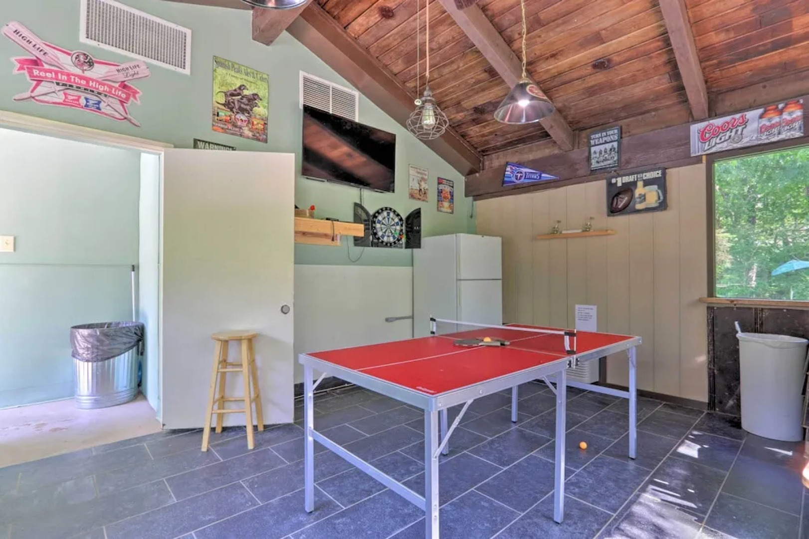 Cozy Sevierville Condo: Balcony, Pool Access