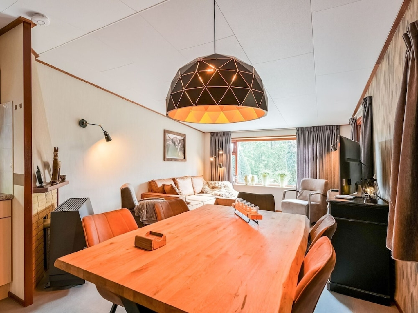 Pleasing Chalet in Stegeren near Forest