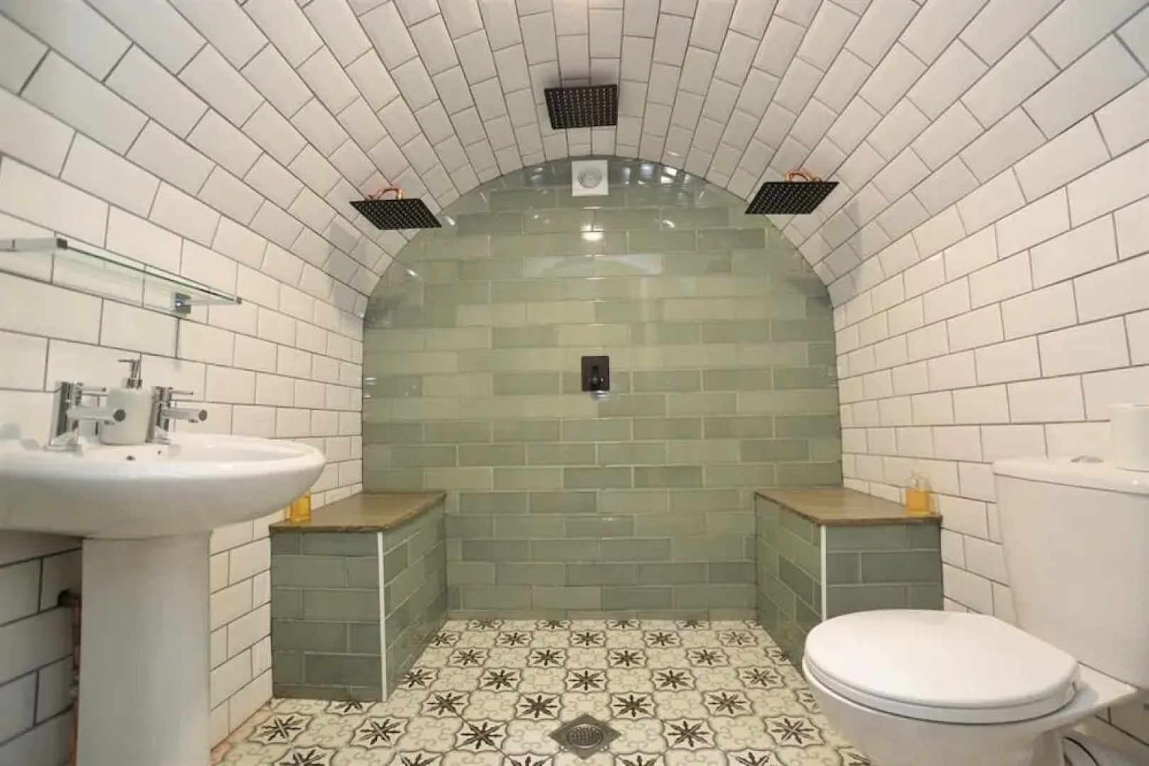 Central Serviced Apartments