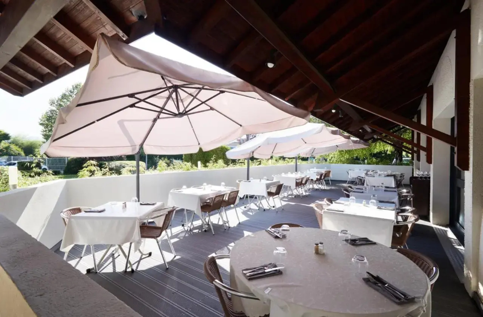 L'Hôtel des Trois Massifs