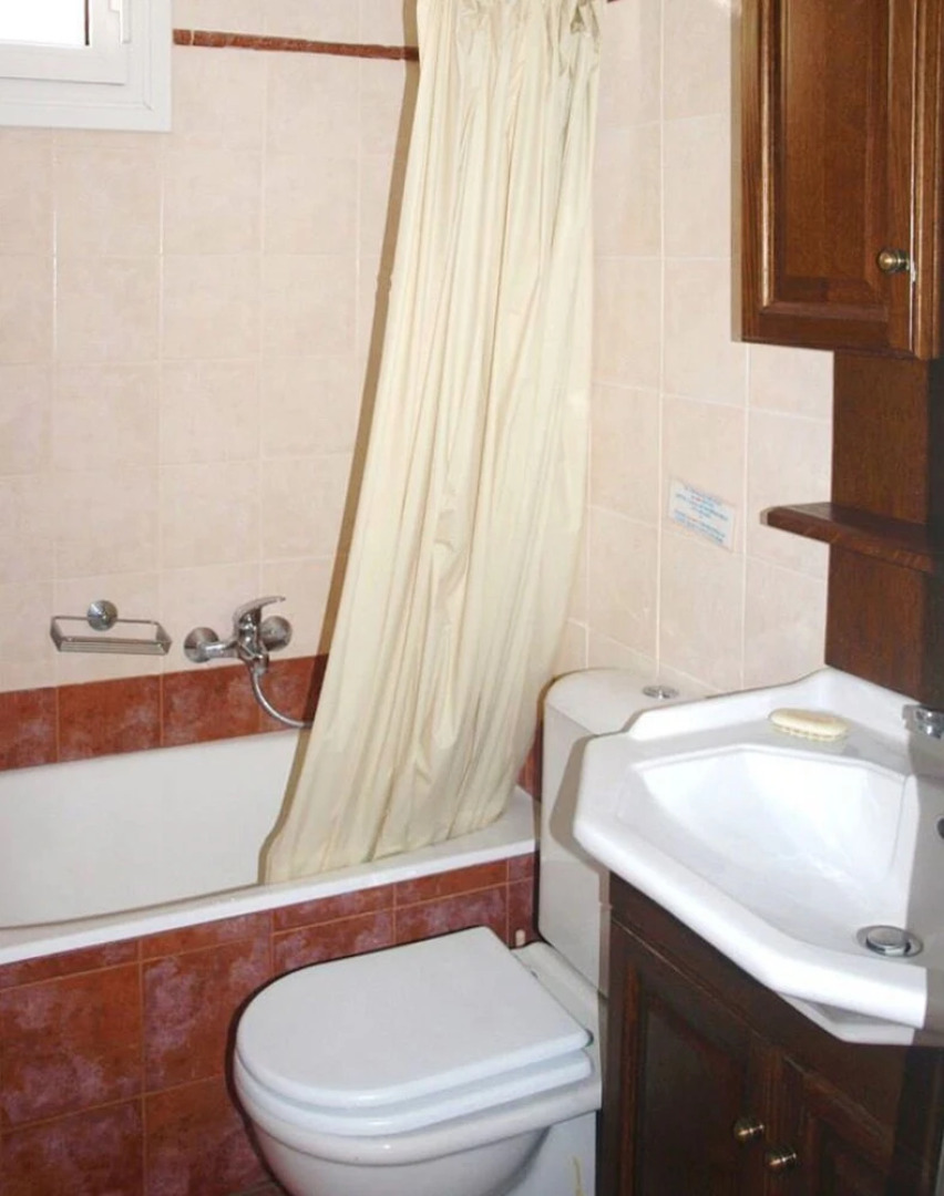 Apartment With in Kiato With Wonderful sea View and Enclos