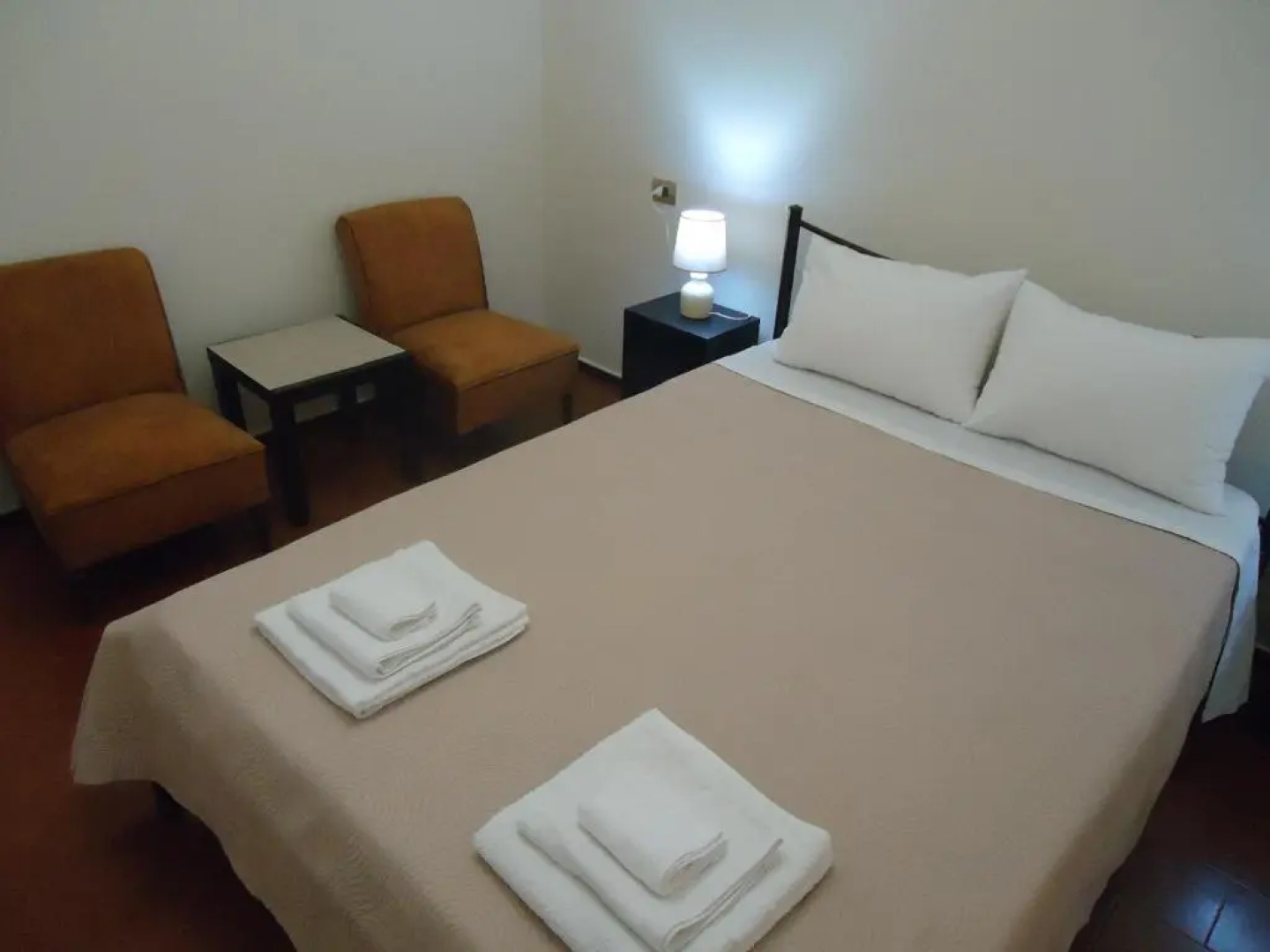 Original House No 2 (central,κεντρικό)